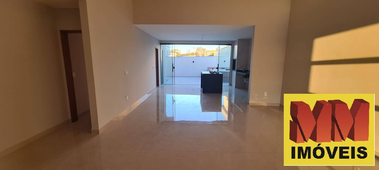 Casa de Condomínio à venda com 3 quartos, 128m² - Foto 4