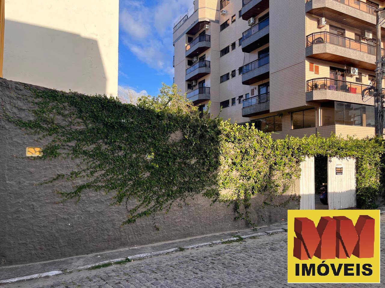 Casa, 7 quartos, 131 m² - Foto 1