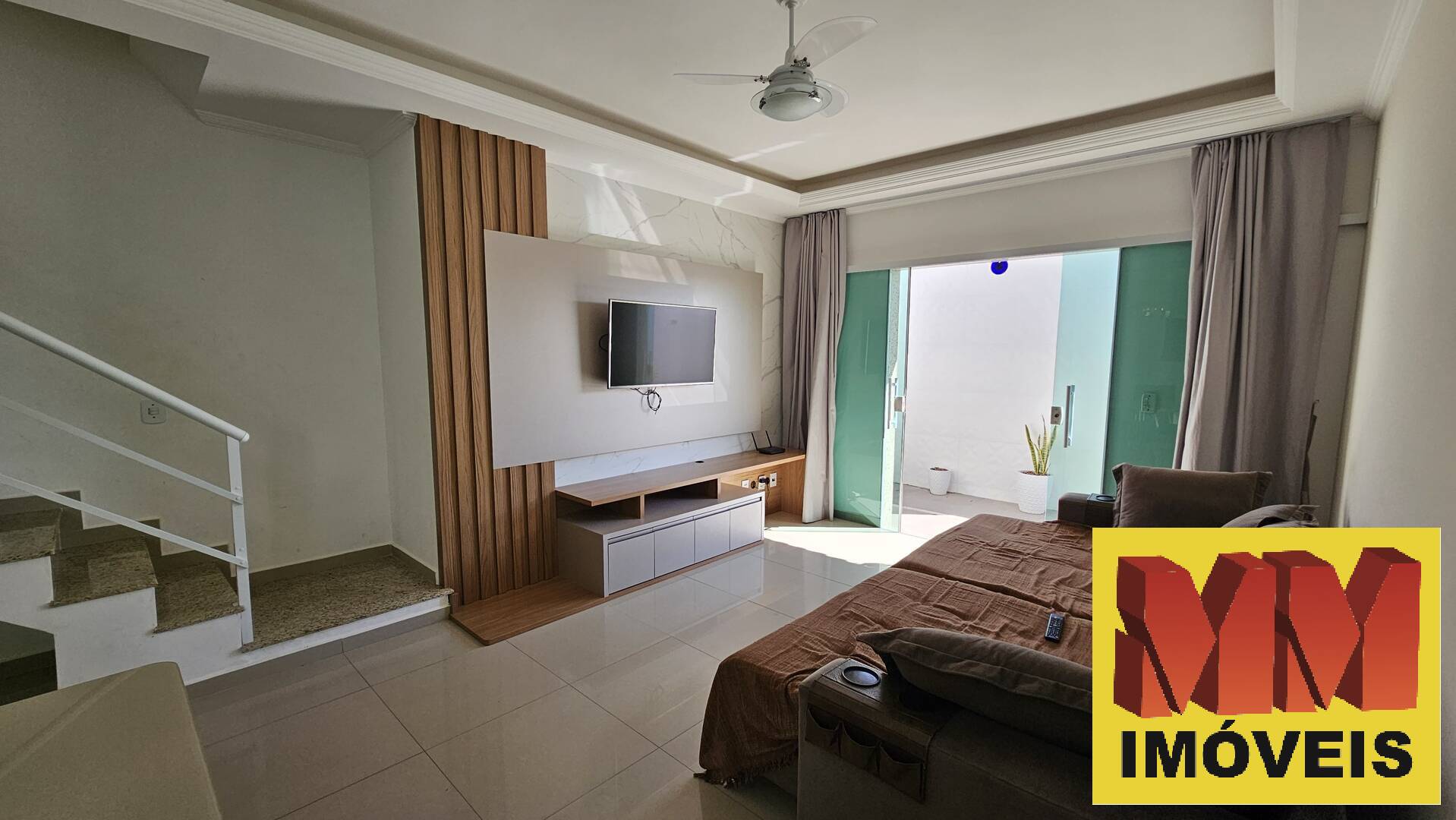 Casa à venda e aluguel com 5 quartos, 200m² - Foto 7