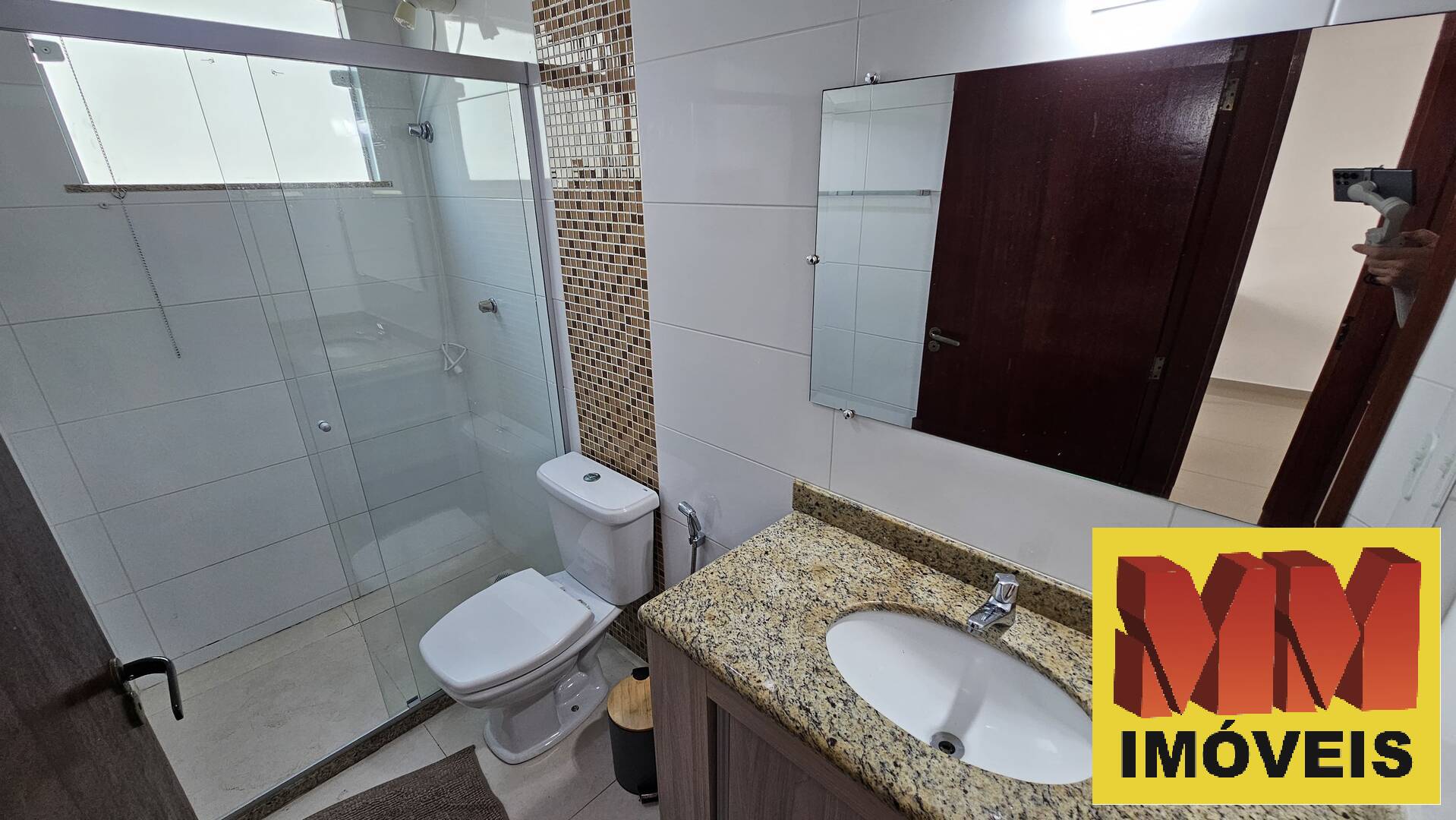 Casa à venda e aluguel com 5 quartos, 200m² - Foto 11