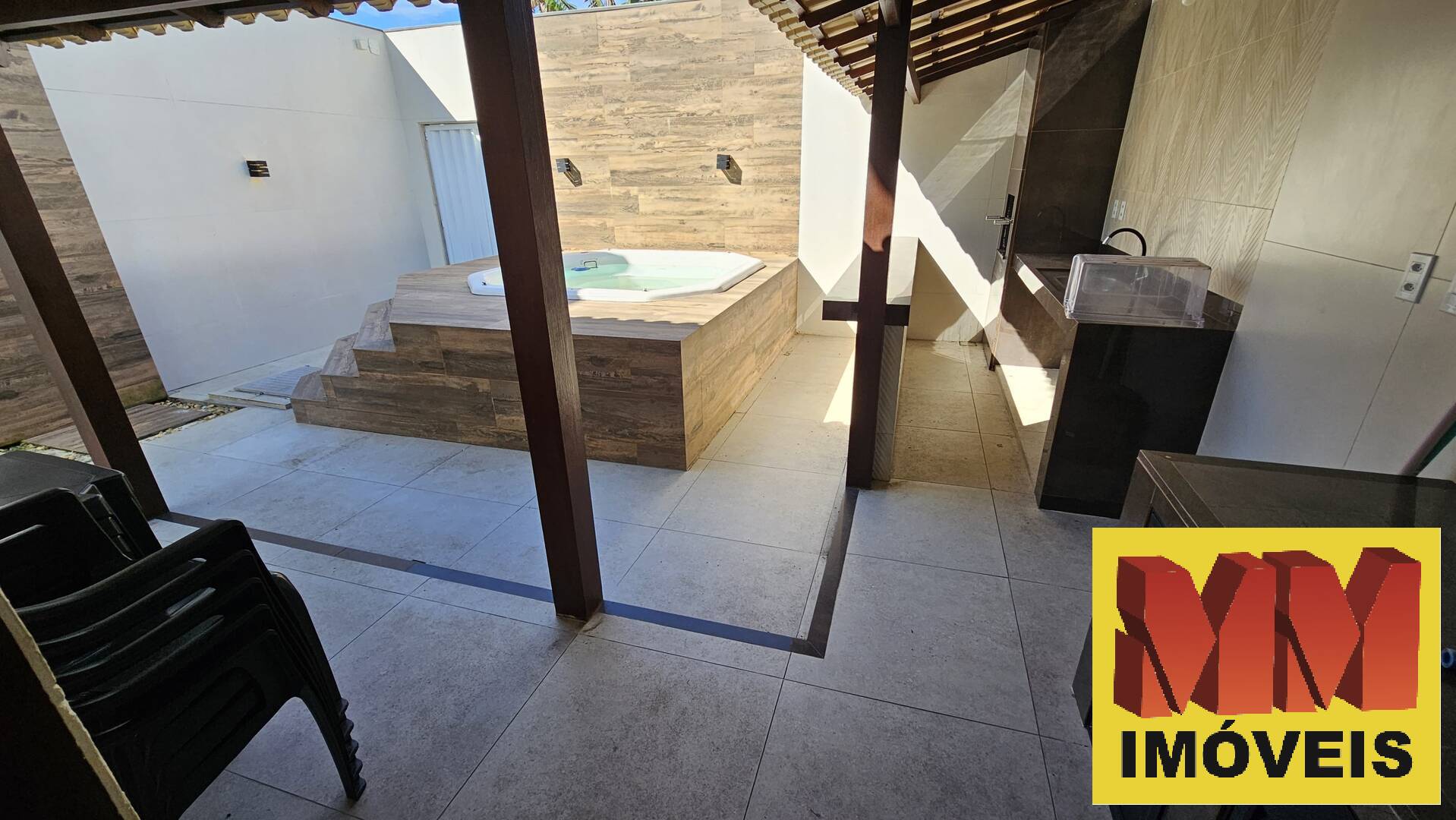 Casa à venda e aluguel com 5 quartos, 200m² - Foto 30