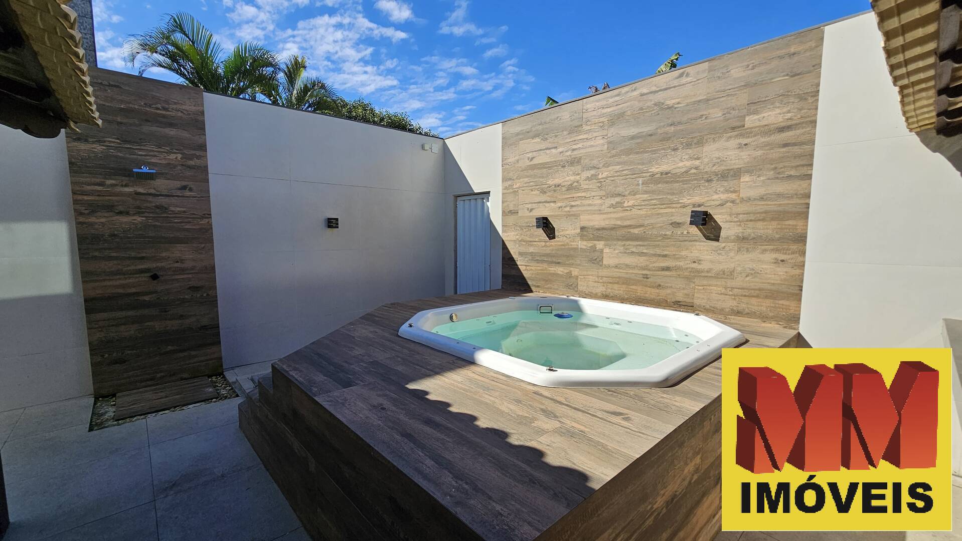 Casa à venda e aluguel com 5 quartos, 200m² - Foto 34