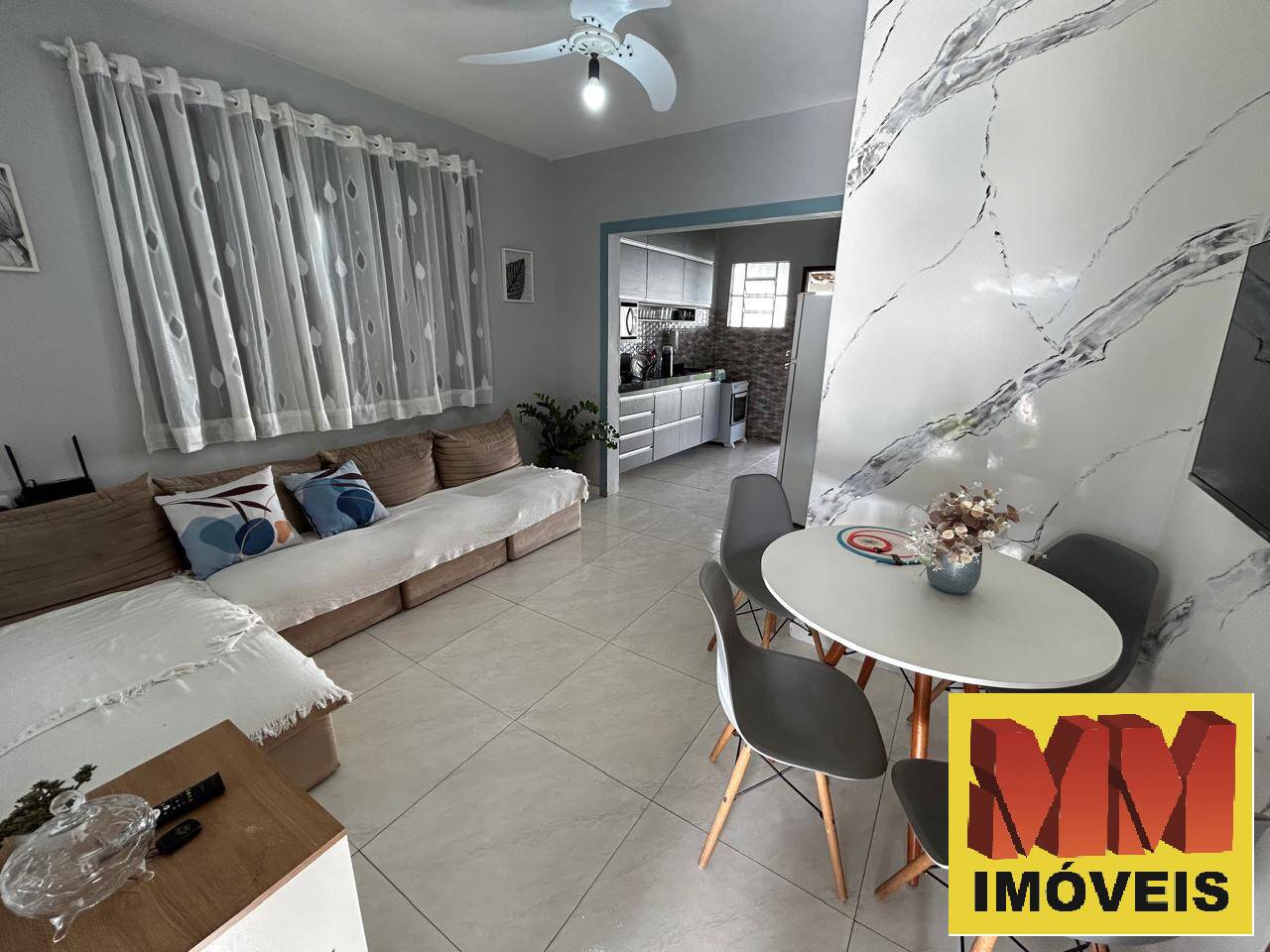 Casa para alugar com 2 quartos, 55m² - Foto 13