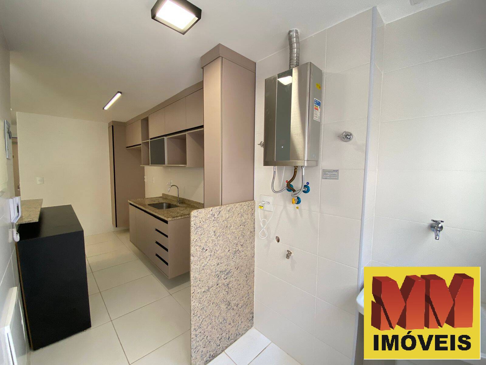 Apartamento à venda com 3 quartos, 90m² - Foto 13