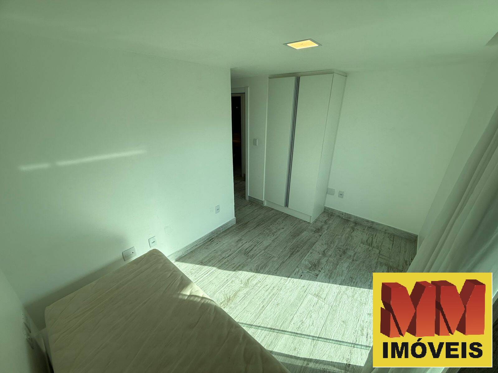 Cobertura à venda com 4 quartos, 240m² - Foto 12