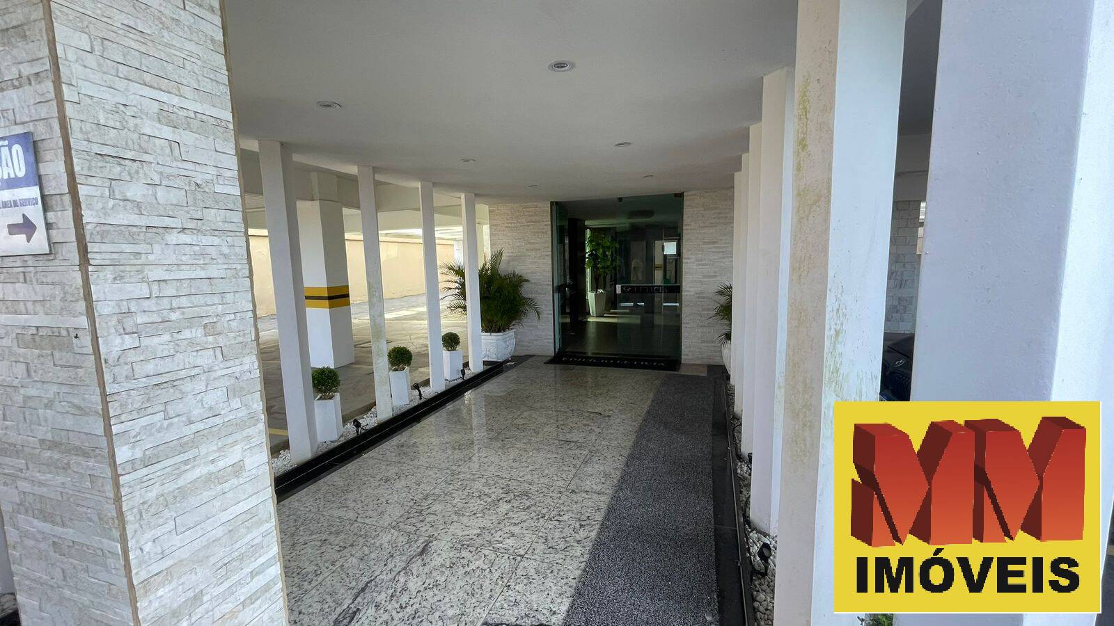 Apartamento para alugar com 3 quartos, 85m² - Foto 2