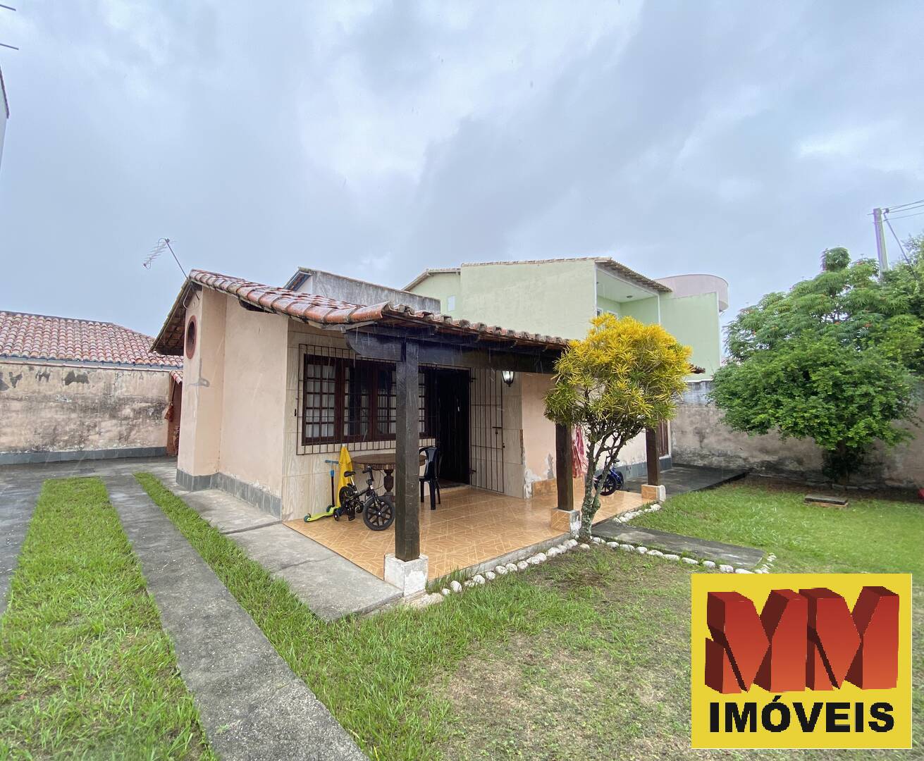 Casa à venda com 3 quartos, 80m² - Foto 2