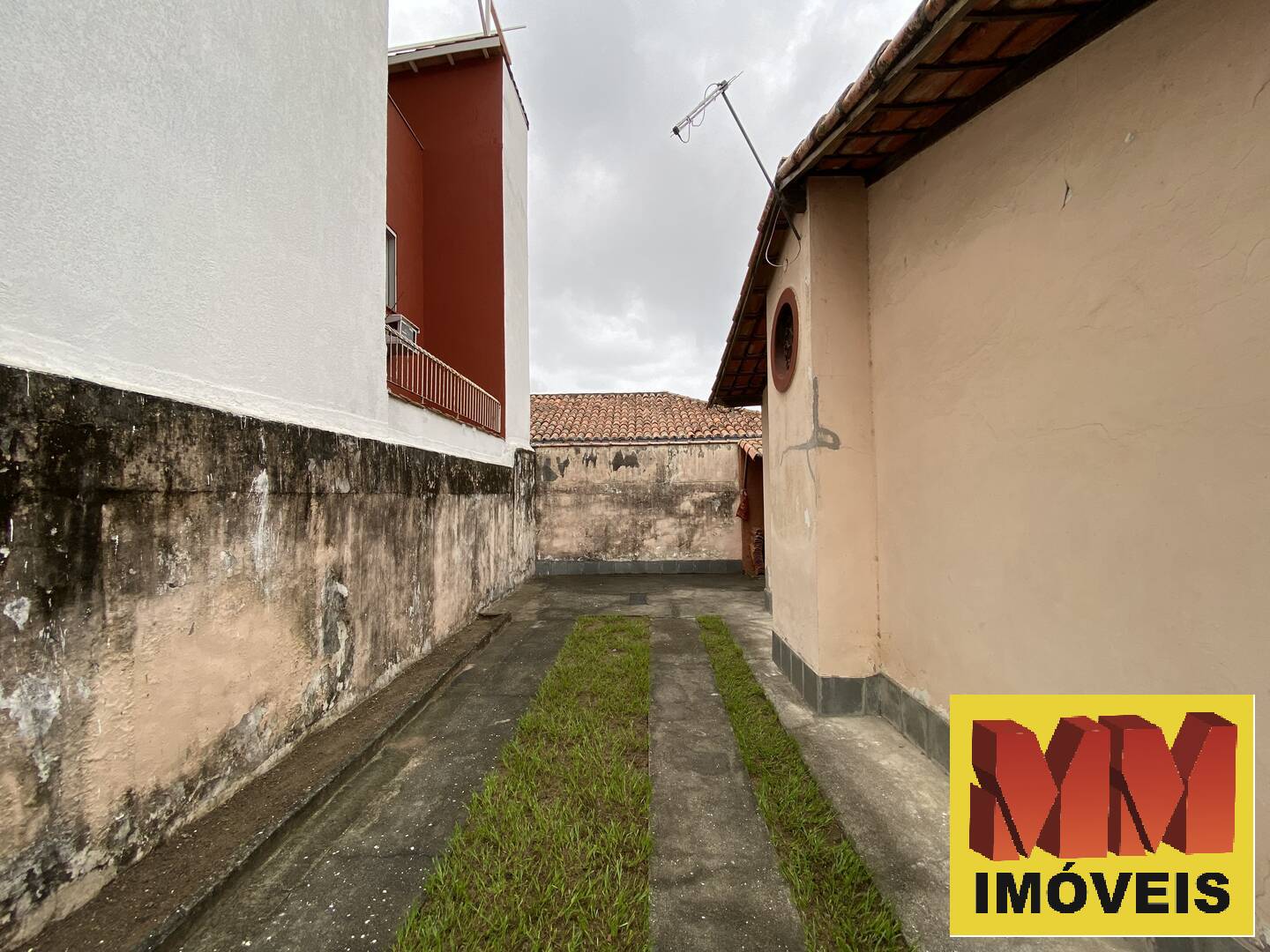 Casa à venda com 3 quartos, 80m² - Foto 18