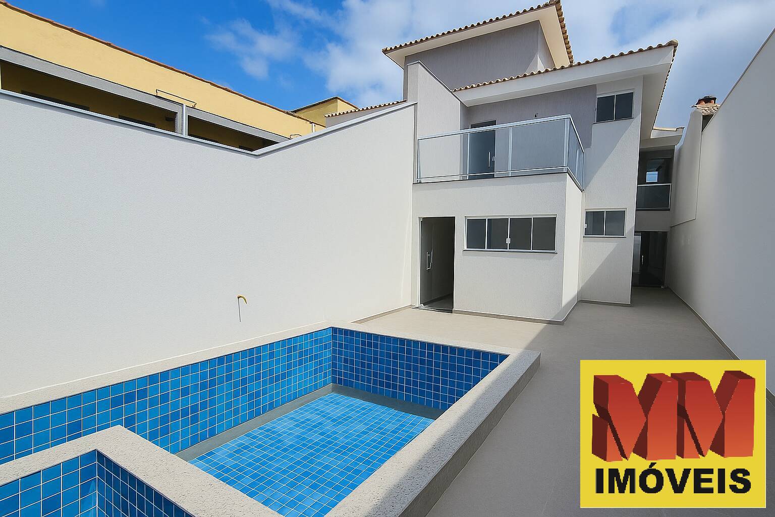 Casa à venda com 3 quartos, 134m² - Foto 2