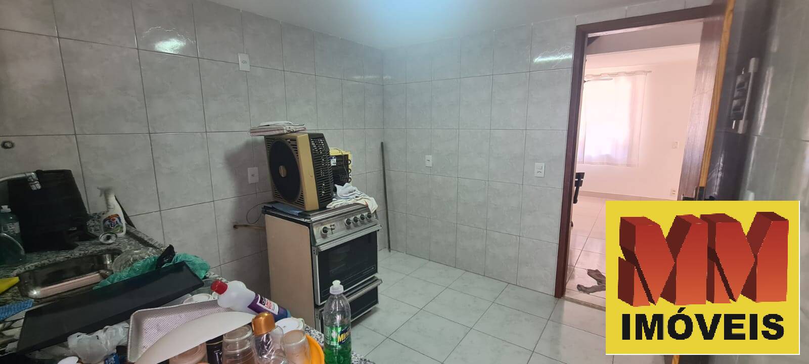 Casa de Condomínio para alugar com 4 quartos, 150m² - Foto 11