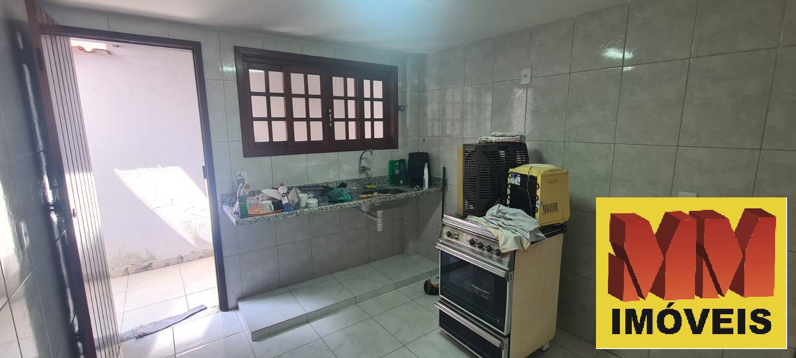 Casa de Condomínio para alugar com 4 quartos, 150m² - Foto 10