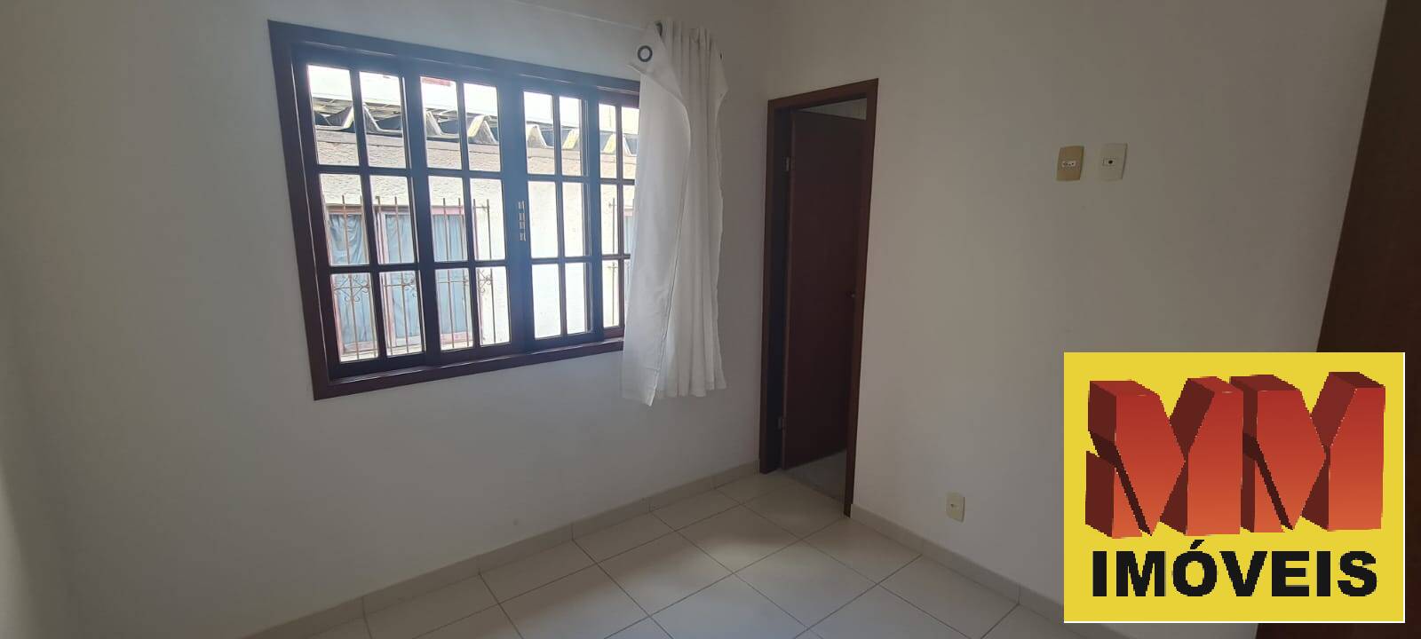 Casa de Condomínio para alugar com 4 quartos, 150m² - Foto 22