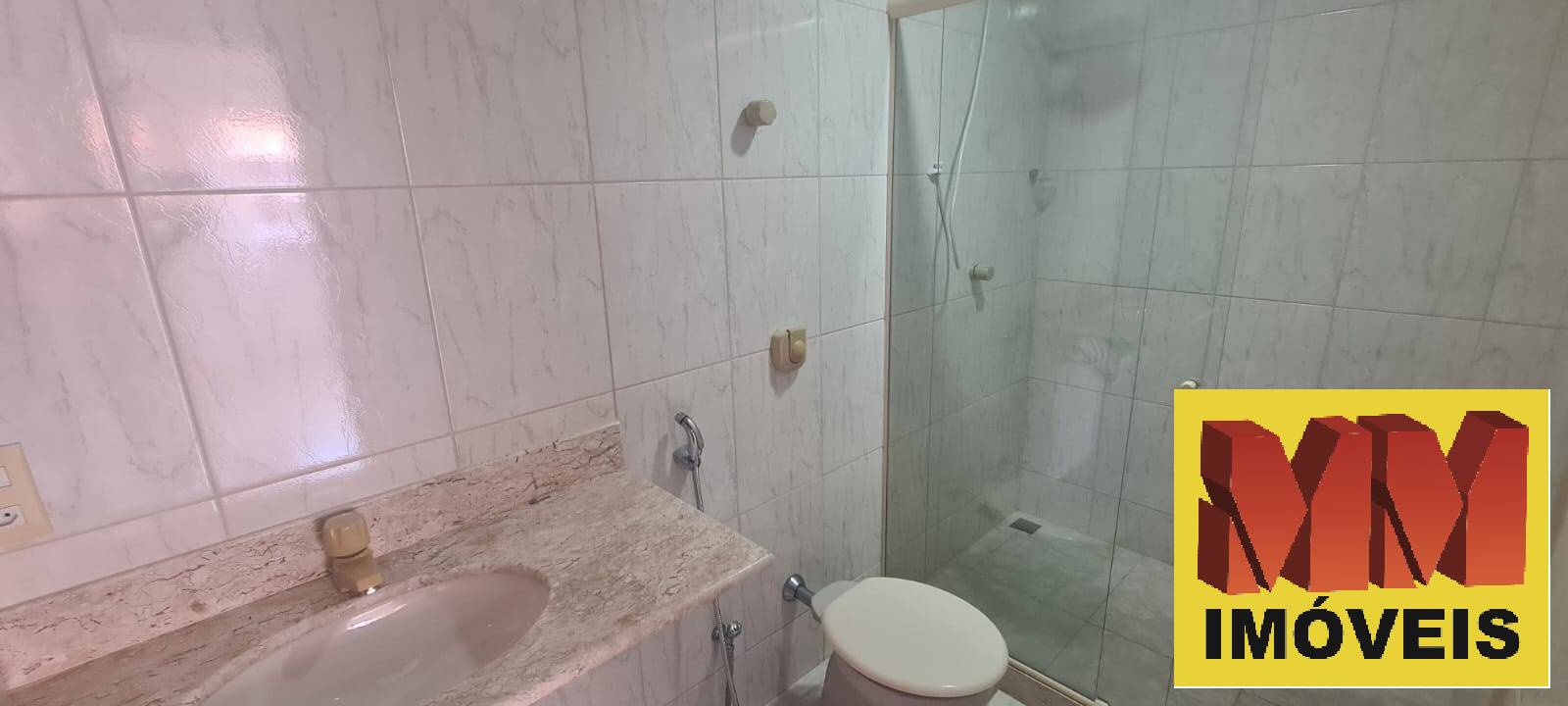 Casa de Condomínio para alugar com 4 quartos, 150m² - Foto 20