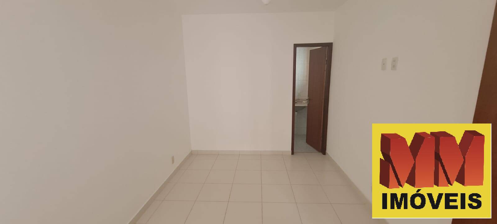 Casa de Condomínio para alugar com 4 quartos, 150m² - Foto 32