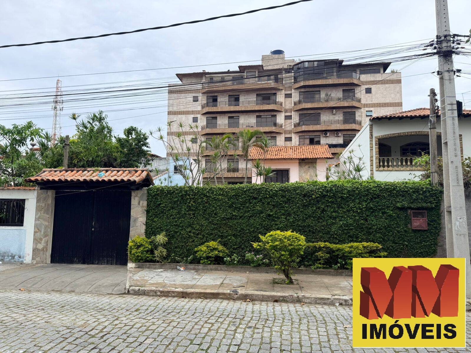 Casa, 4 quartos, 172 m² - Foto 1