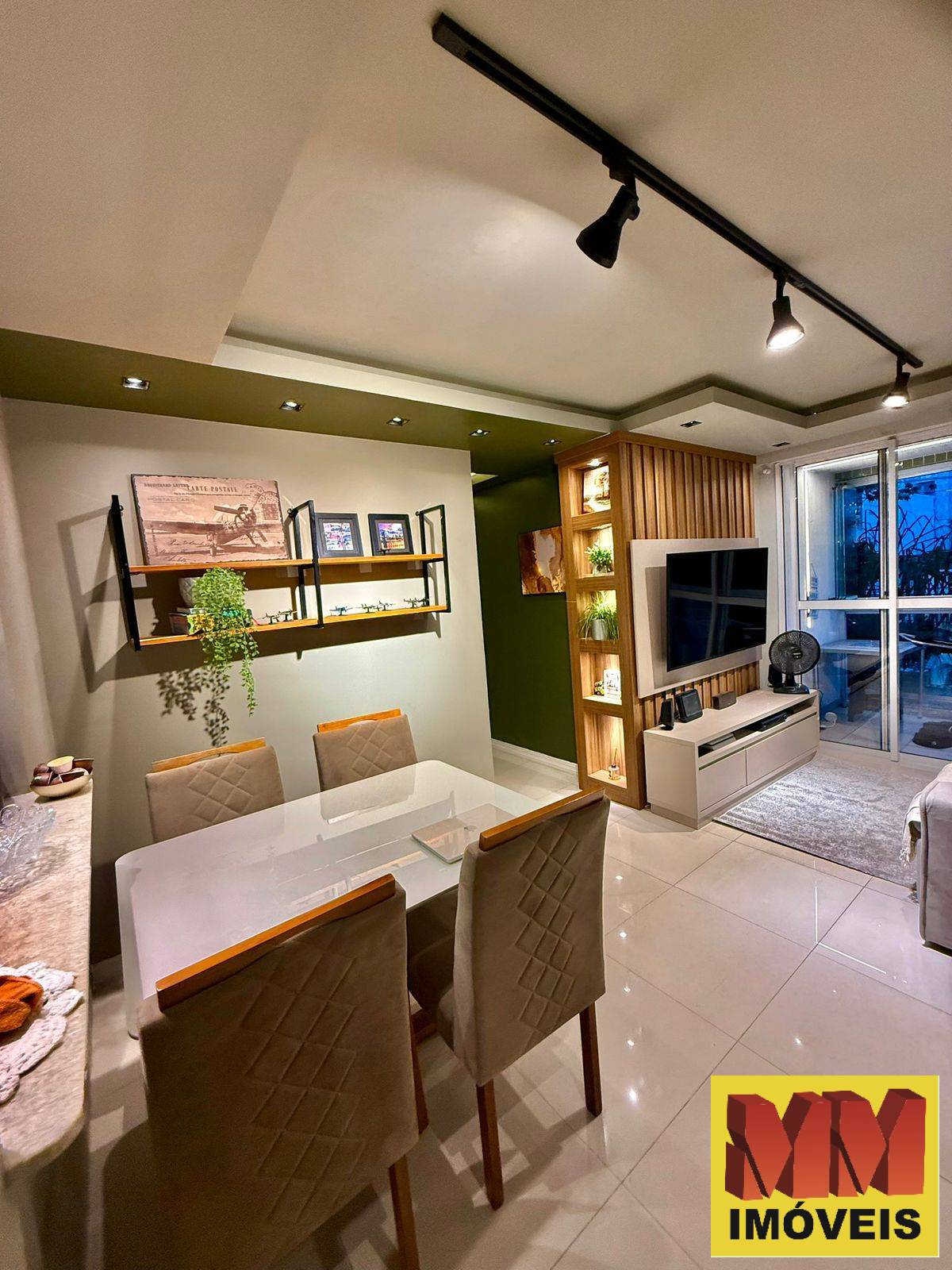 Apartamento, 3 quartos, 112 m² - Foto 2