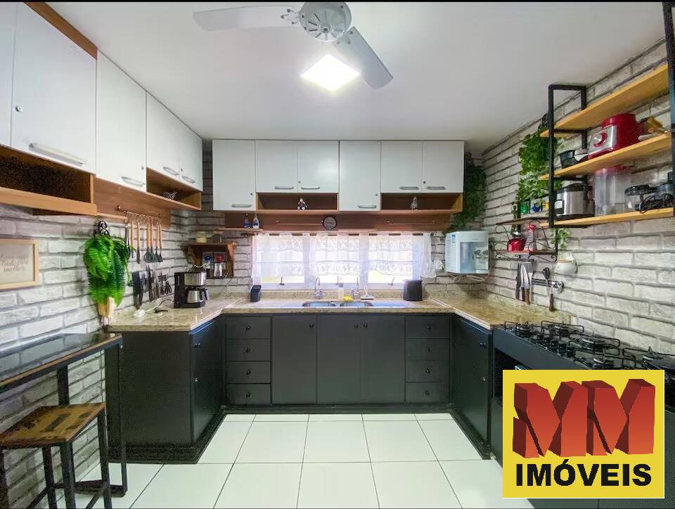 Casa, 4 quartos, 250 m² - Foto 5