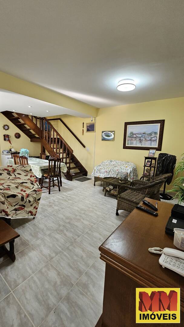 Casa, 3 quartos, 198 m² - Foto 4