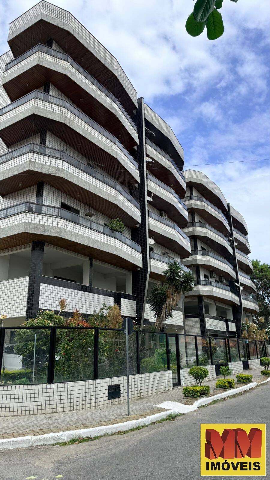Apartamento, 3 quartos, 130 m² - Foto 2